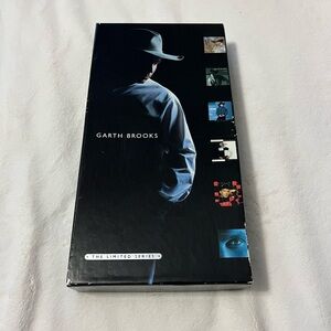 Garth Brooks The Limited Series Box Set six disc